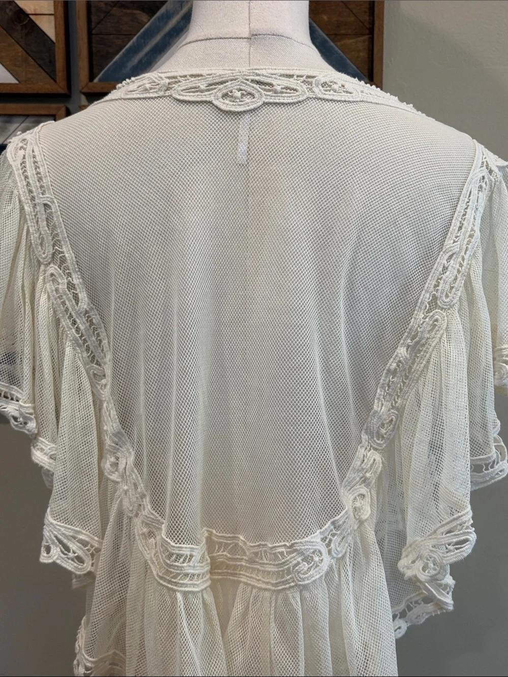 Free People I'm Pretty, Okay Top Ivory Lace size Medium